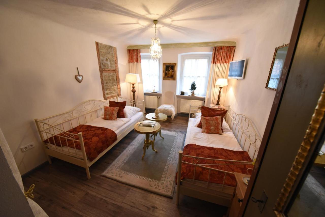 Goldgemaeuer Appartements Ochsenfurt Exteriör bild